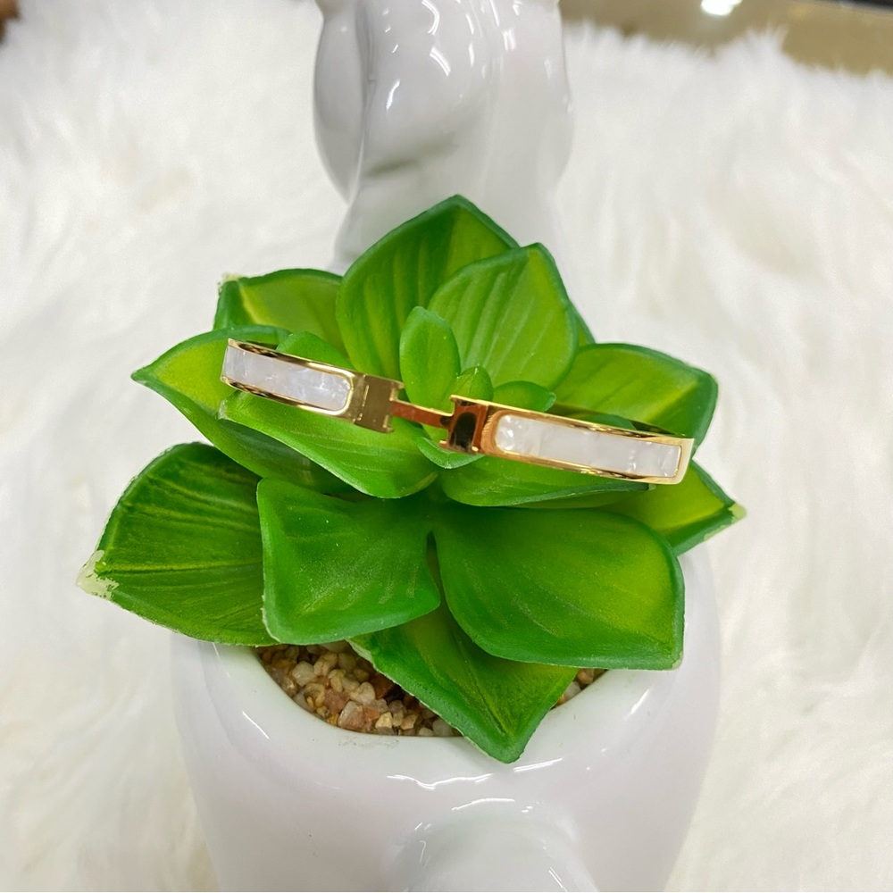 Women Bangle